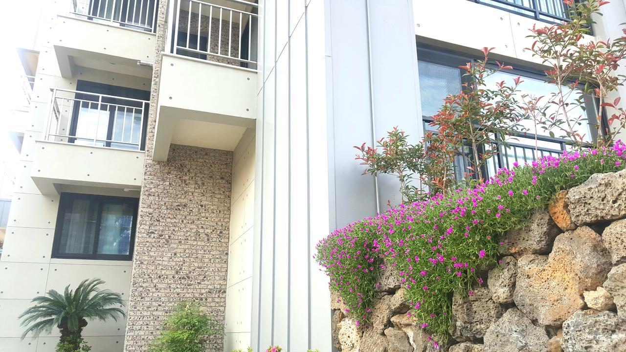 W Ocean Pension Seogwipo Bagian luar foto